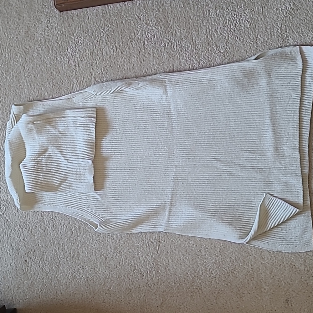 Gap Sleeveless Turtleneck Sweater